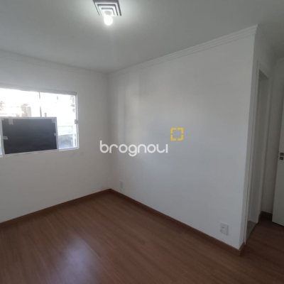 Apartamento com 70m², 2 quartos (sendo 1 suíte), 1 garagem, no bairro Ingleses em Florianópolis