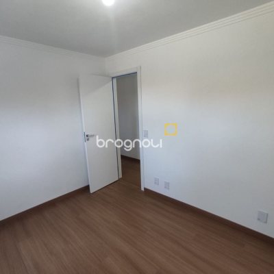 Apartamento com 70m², 2 quartos (sendo 1 suíte), 1 garagem, no bairro Ingleses em Florianópolis