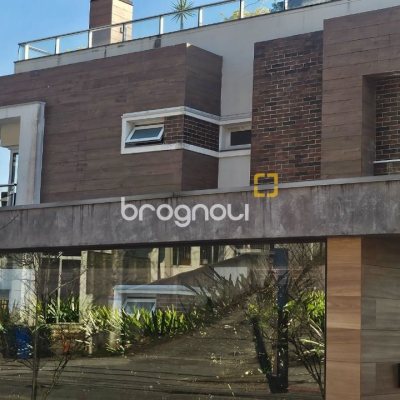 Apartamento com 42m², 1 quarto, 2 garagens, no bairro Córrego Grande em Florianópolis