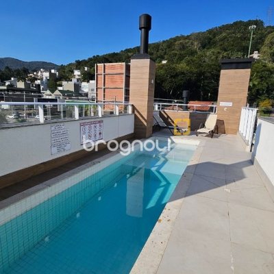 Apartamento com 42m², 1 quarto, 2 garagens, no bairro Córrego Grande em Florianópolis