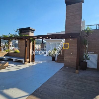 Apartamento com 42m², 1 quarto, 2 garagens, no bairro Córrego Grande em Florianópolis