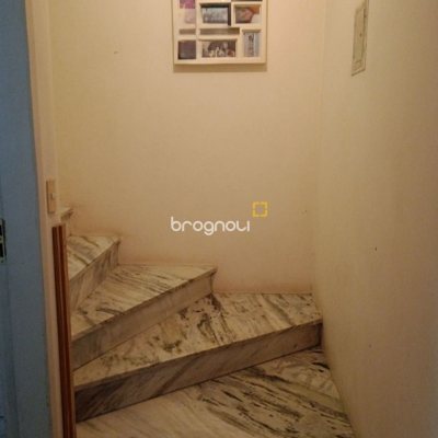 Casa com 220m², 5 quartos (sendo 2 suítes), 2 garagens, no bairro Itaguaçu em Florianópolis