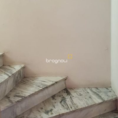 Casa com 220m², 5 quartos (sendo 2 suítes), 2 garagens, no bairro Itaguaçu em Florianópolis