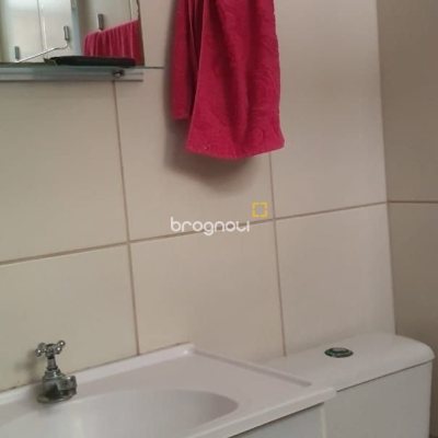Casa com 220m², 5 quartos (sendo 2 suítes), 2 garagens, no bairro Itaguaçu em Florianópolis