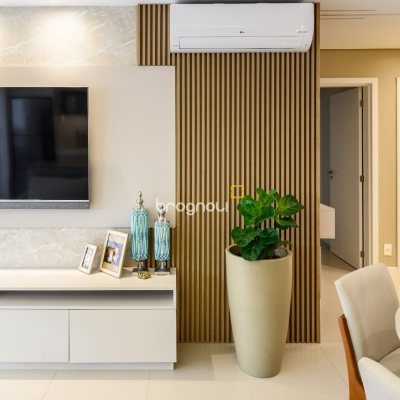 Apartamento com 95m², 3 quartos (sendo 1 suíte), 2 garagens, no bairro Itacorubi em Florianópolis