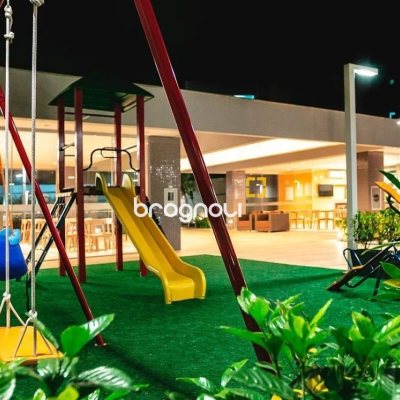 Apartamento com 95m², 3 quartos (sendo 1 suíte), 2 garagens, no bairro Itacorubi em Florianópolis