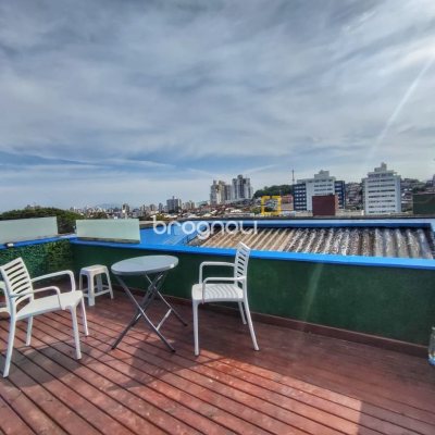 Apartamento com 54m², 1 quarto, no bairro Coqueiros em Florianópolis