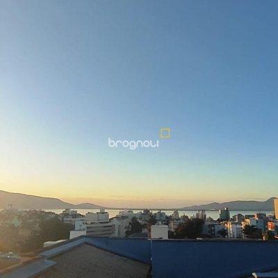 Apartamento com 54m², 1 quarto, no bairro Coqueiros em Florianópolis