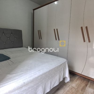 Casa com 180m², 3 quartos (sendo 1 suíte), 2 garagens, no bairro Ingleses em Florianópolis