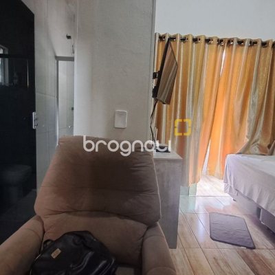 Casa com 180m², 3 quartos (sendo 1 suíte), 2 garagens, no bairro Ingleses em Florianópolis