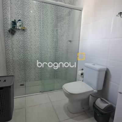 Casa com 180m², 3 quartos (sendo 1 suíte), 2 garagens, no bairro Ingleses em Florianópolis