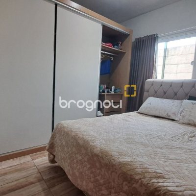 Casa com 180m², 3 quartos (sendo 1 suíte), 2 garagens, no bairro Ingleses em Florianópolis