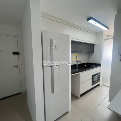 Apartamento com 65m², 2 quartos (sendo 1 suíte), 1 garagem, no bairro Itacorubi em Florianópolis