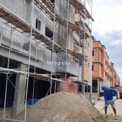 Apartamento com 62m², 2 quartos (sendo 1 suíte), 1 garagem, no bairro Ingleses em Florianópolis