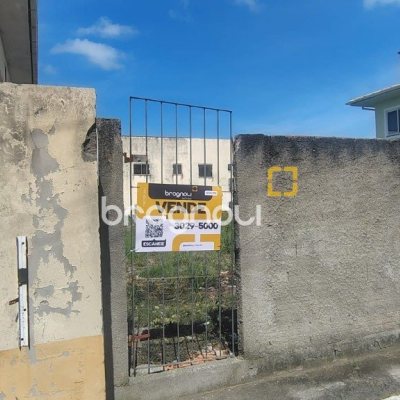 Terreno com 507m², no bairro Ingleses em Florianópolis