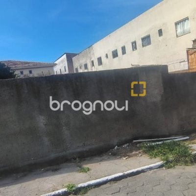 Terreno com 507m², no bairro Ingleses em Florianópolis
