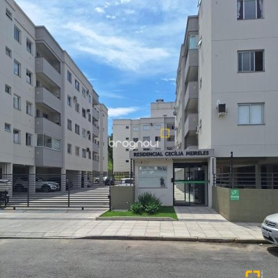 Apartamento com 50m², 2 quartos, 1 garagem, no bairro Forquilhas em São José