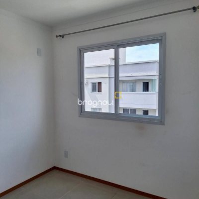 Apartamento com 50m², 2 quartos, 1 garagem, no bairro Forquilhas em São José
