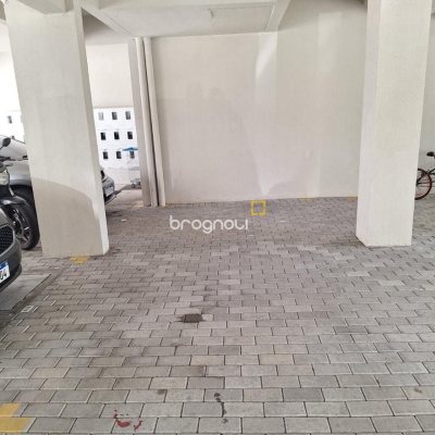 Apartamento com 50m², 2 quartos, 1 garagem, no bairro Forquilhas em São José