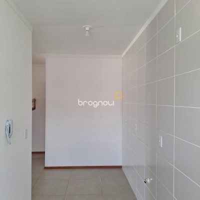 Apartamento com 50m², 2 quartos, 1 garagem, no bairro Forquilhas em São José