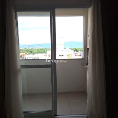 Apartamento com 50m², 2 quartos, 1 garagem, no bairro Forquilhas em São José