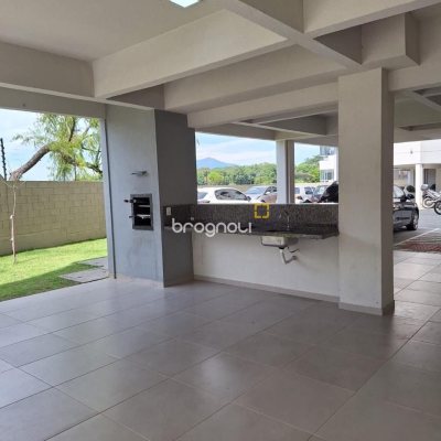 Apartamento com 50m², 2 quartos, 1 garagem, no bairro Forquilhas em São José