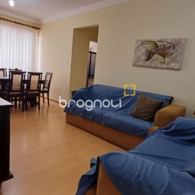 Apartamento com 81m², 2 quartos, 1 garagem, no bairro Centro em Florianópolis
