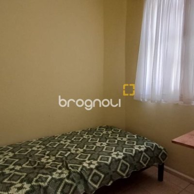 Apartamento com 81m², 2 quartos, 1 garagem, no bairro Centro em Florianópolis