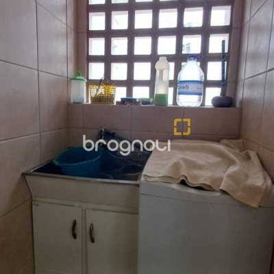 Apartamento com 81m², 2 quartos, 1 garagem, no bairro Centro em Florianópolis