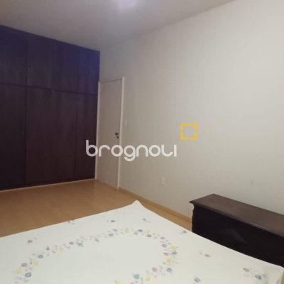 Apartamento com 81m², 2 quartos, 1 garagem, no bairro Centro em Florianópolis