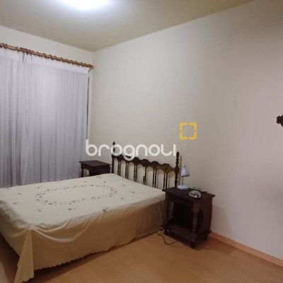 Apartamento com 81m², 2 quartos, 1 garagem, no bairro Centro em Florianópolis
