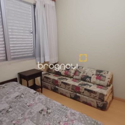 Apartamento com 81m², 2 quartos, 1 garagem, no bairro Centro em Florianópolis