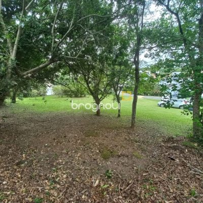 Terreno com 1503m², no bairro Cacupé em Florianópolis