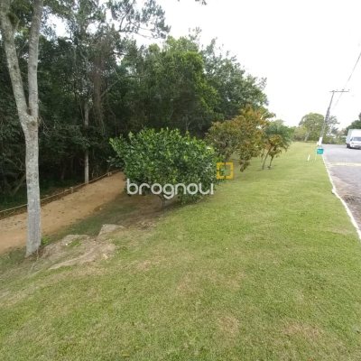 Terreno com 1503m², no bairro Cacupé em Florianópolis