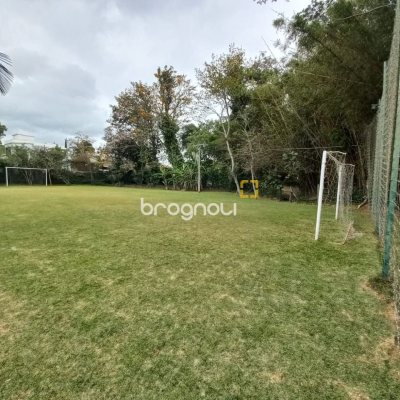 Terreno com 1503m², no bairro Cacupé em Florianópolis