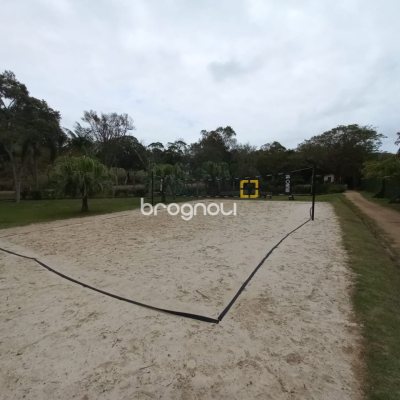 Terreno com 1503m², no bairro Cacupé em Florianópolis