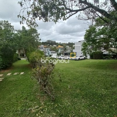 Terreno com 1503m², no bairro Cacupé em Florianópolis