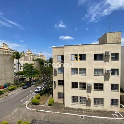 Apartamento com 56m², 2 quartos, 1 garagem, no bairro Coqueiros em Florianópolis
