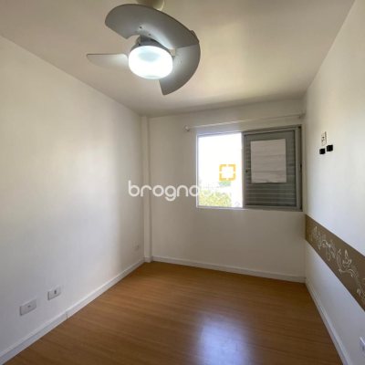 Apartamento com 56m², 2 quartos, 1 garagem, no bairro Coqueiros em Florianópolis
