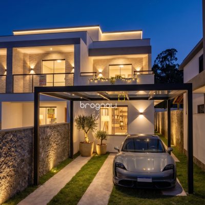 Casa com 103m², 3 quartos (sendo 2 suítes), 2 garagens, no bairro Rio Vermelho em Florianópolis