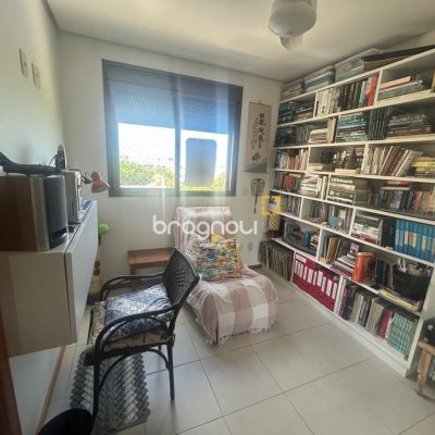 Apartamento com 102m², 3 quartos (sendo 1 suíte), 2 garagens, no bairro Campeche em Florianópolis
