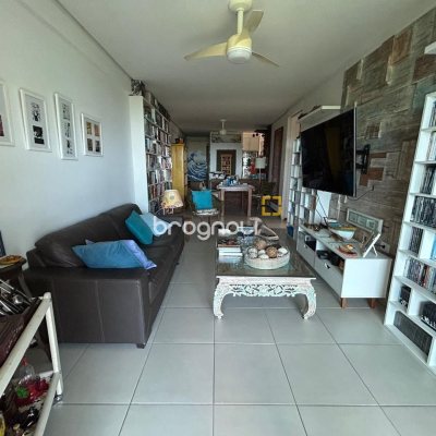 Apartamento com 102m², 3 quartos (sendo 1 suíte), 2 garagens, no bairro Campeche em Florianópolis