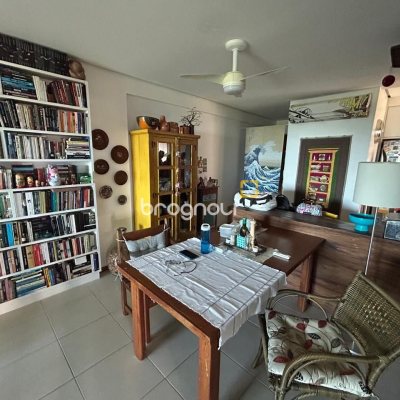 Apartamento com 102m², 3 quartos (sendo 1 suíte), 2 garagens, no bairro Campeche em Florianópolis
