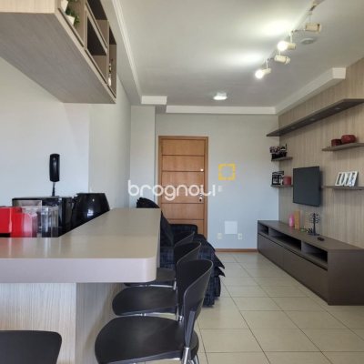 Apartamento com 72m², 2 quartos (sendo 1 suíte), 1 garagem, no bairro Campinas em São José