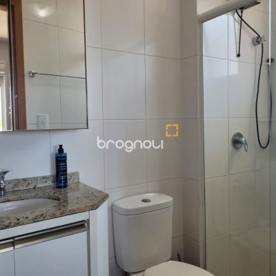Apartamento com 72m², 2 quartos (sendo 1 suíte), 1 garagem, no bairro Campinas em São José