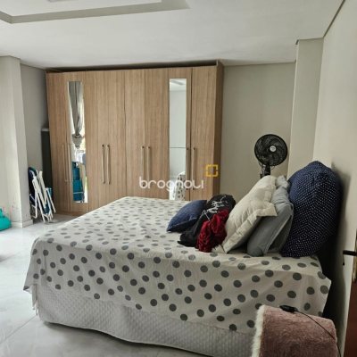 Apartamento com 60m², 2 quartos, 1 garagem, no bairro Ingleses em Florianópolis