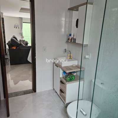 Apartamento com 60m², 2 quartos, 1 garagem, no bairro Ingleses em Florianópolis