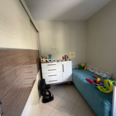 Apartamento com 74m², 3 quartos (sendo 1 suíte), 1 garagem, no bairro Itacorubi em Florianópolis