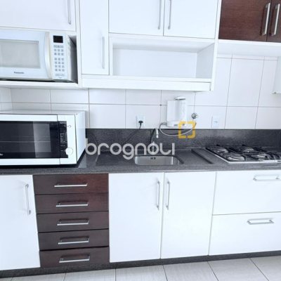 Apartamento com 74m², 3 quartos (sendo 1 suíte), 1 garagem, no bairro Itacorubi em Florianópolis