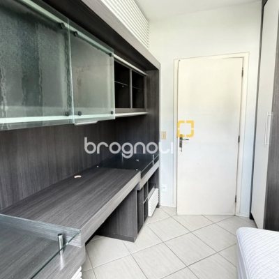 Apartamento com 74m², 3 quartos (sendo 1 suíte), 1 garagem, no bairro Itacorubi em Florianópolis